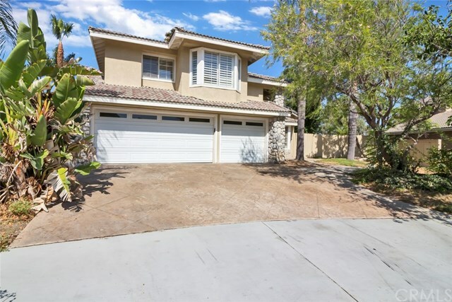 Property Photo:  1250 Oakcrest Circle  CA 92882 