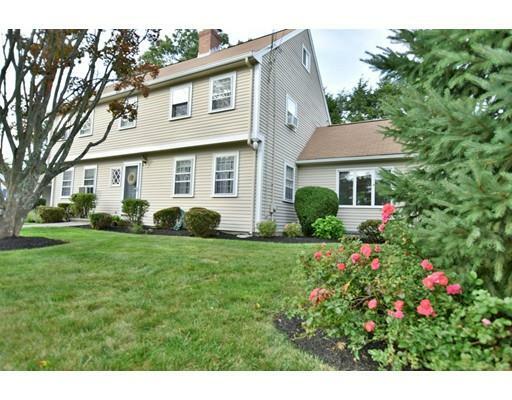 Property Photo: 20 Hollywood Rd MA 01890