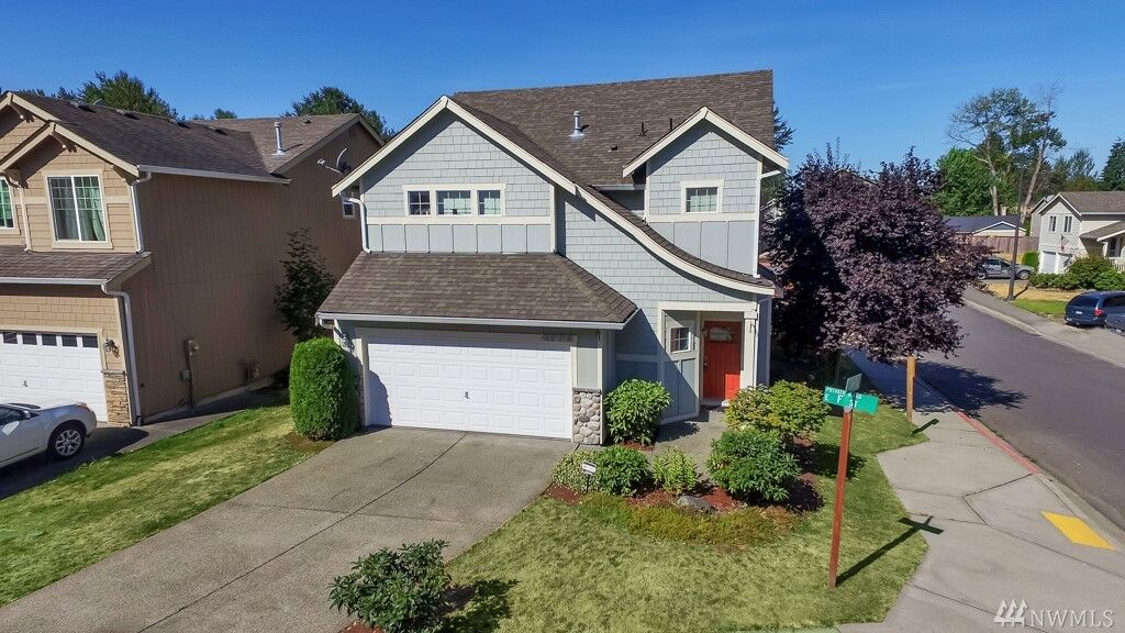 Property Photo:  4902 E F St  WA 98404 