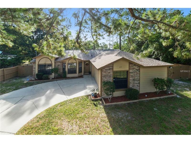 Property Photo: 329 Courtland Boulevard FL 32738