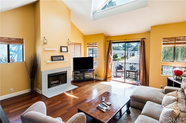 Property Photo: 1747 Armour Lane CA 90278