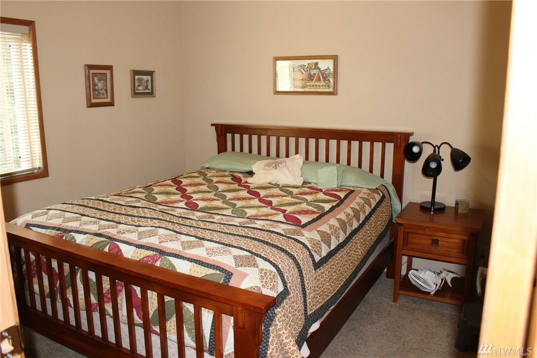 Property Photo: 1112 Foothills Lane 7 WA 98801