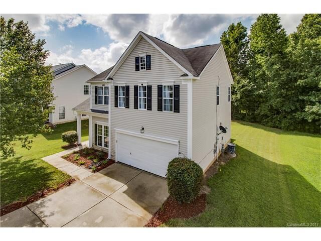 Property Photo: 9525 Green Apple Drive 261 NC 28215