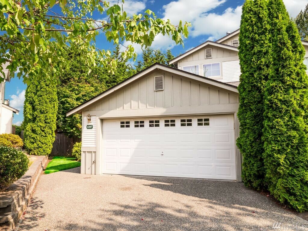 4207 216th St SW  Mountlake Terrace WA 98043 photo