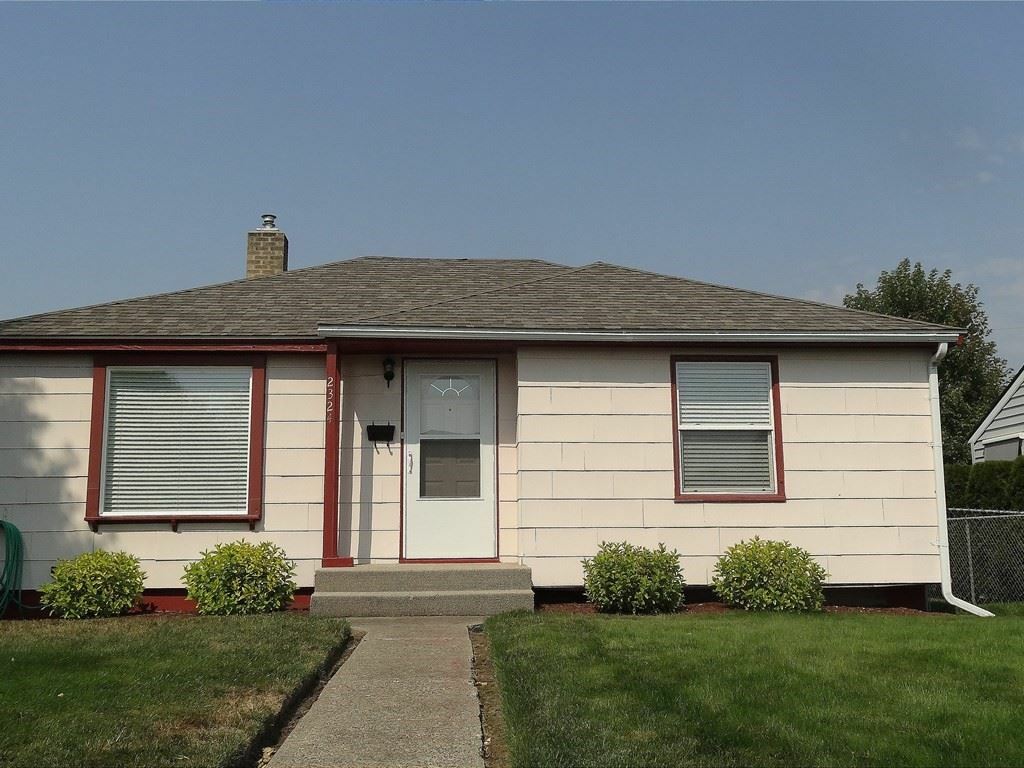 Property Photo:  2324 W Olympic Ave  WA 99208 