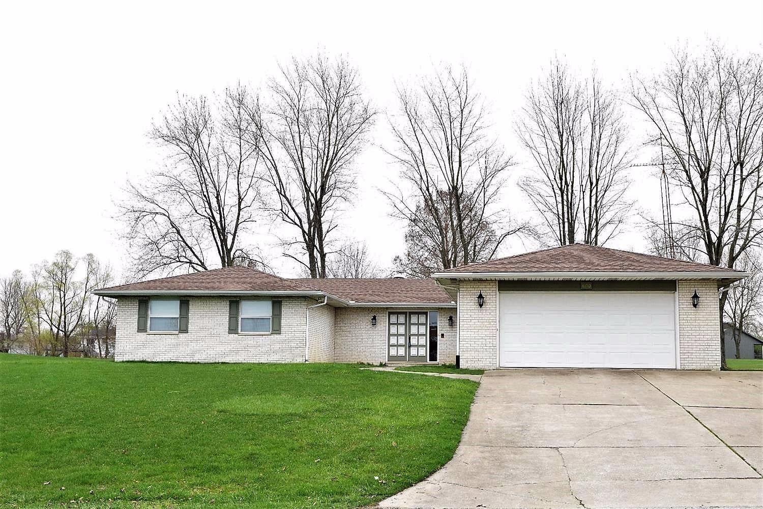 Property Photo:  4150 Oakmont Court  IN 46307 