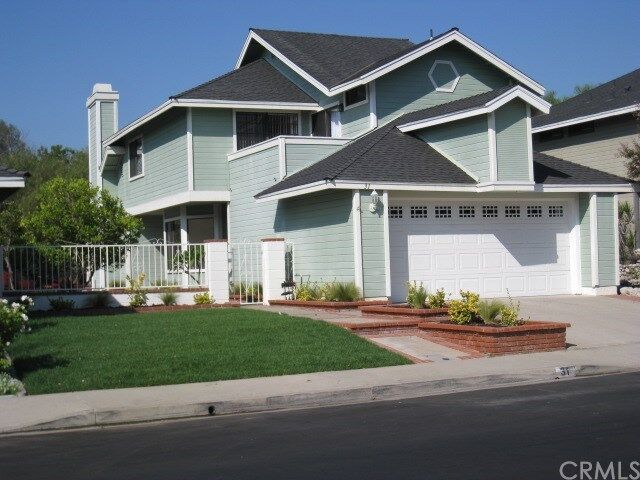Property Photo: 31 Oxbow Creek Lane CA 92653