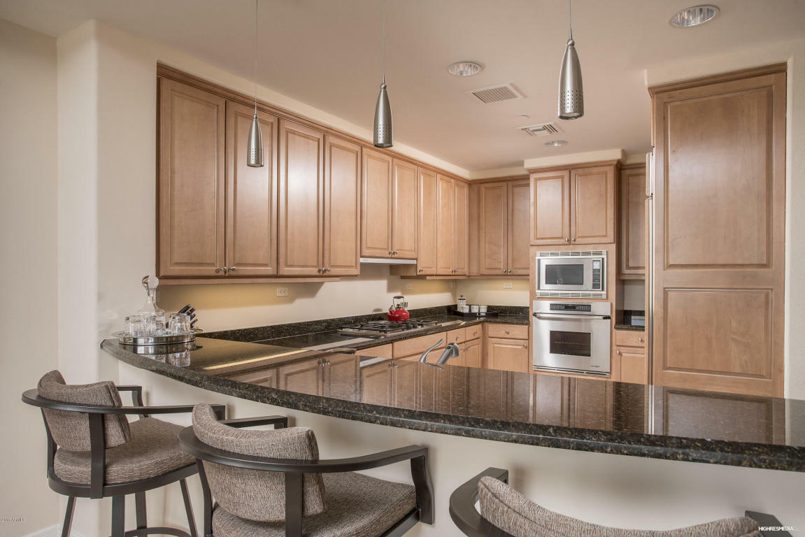 Property Photo:  2211 E Camelback Road 305  AZ 85016 