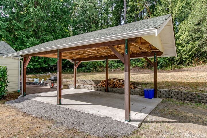 Property Photo:  4119 Robinson Rd NE  WA 98310 