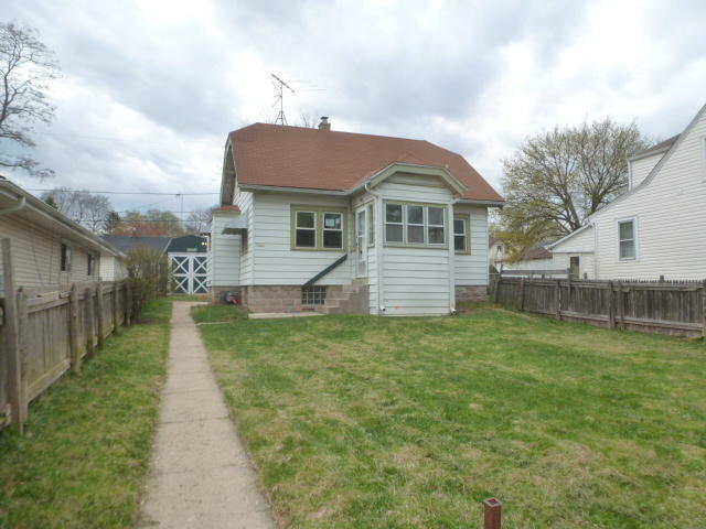 Property Photo: 5751 N 37th St WI 53209