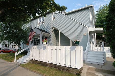 1337 E Potter Ave 1339  Milwaukee WI 53207 photo