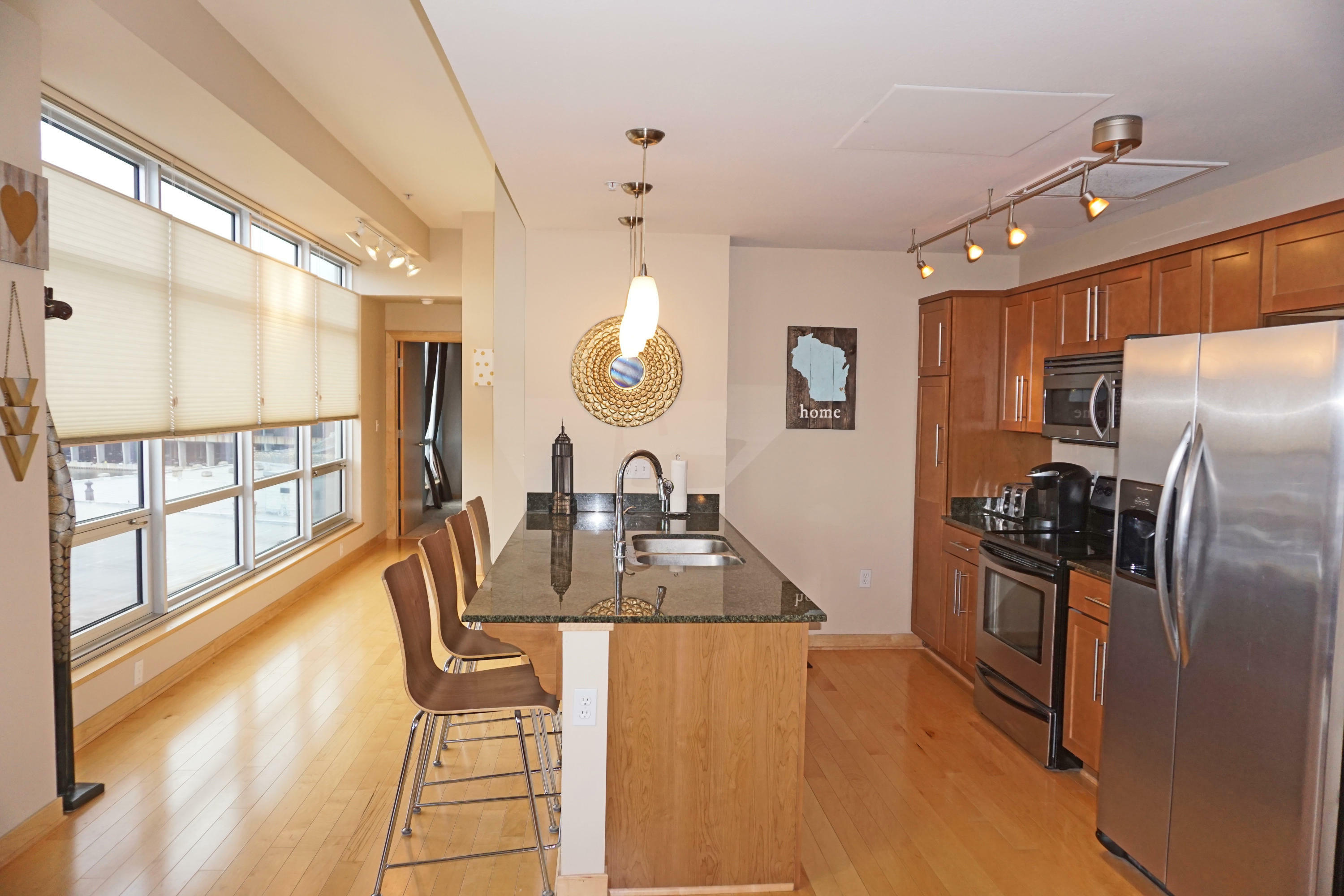 Property Photo:  106 W Seeboth St 824  WI 53204 