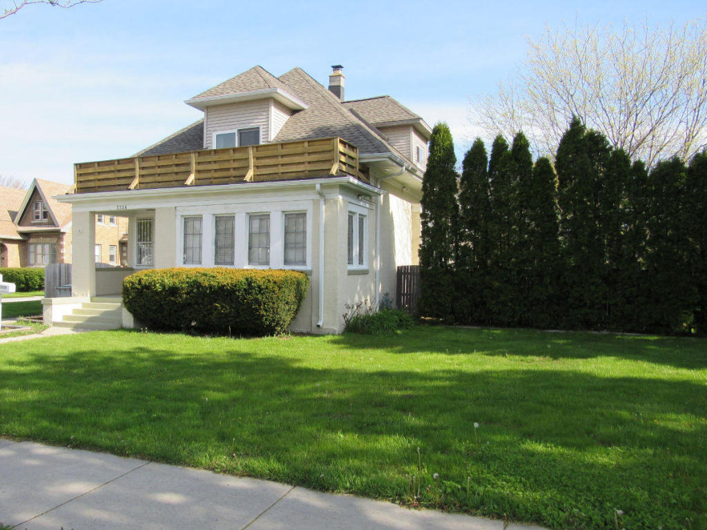 Property Photo: 3328 W Silver Spring Dr WI 53209-4111