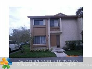 Property Photo: 227 Wimbledon Lake Dr 227 FL 33324