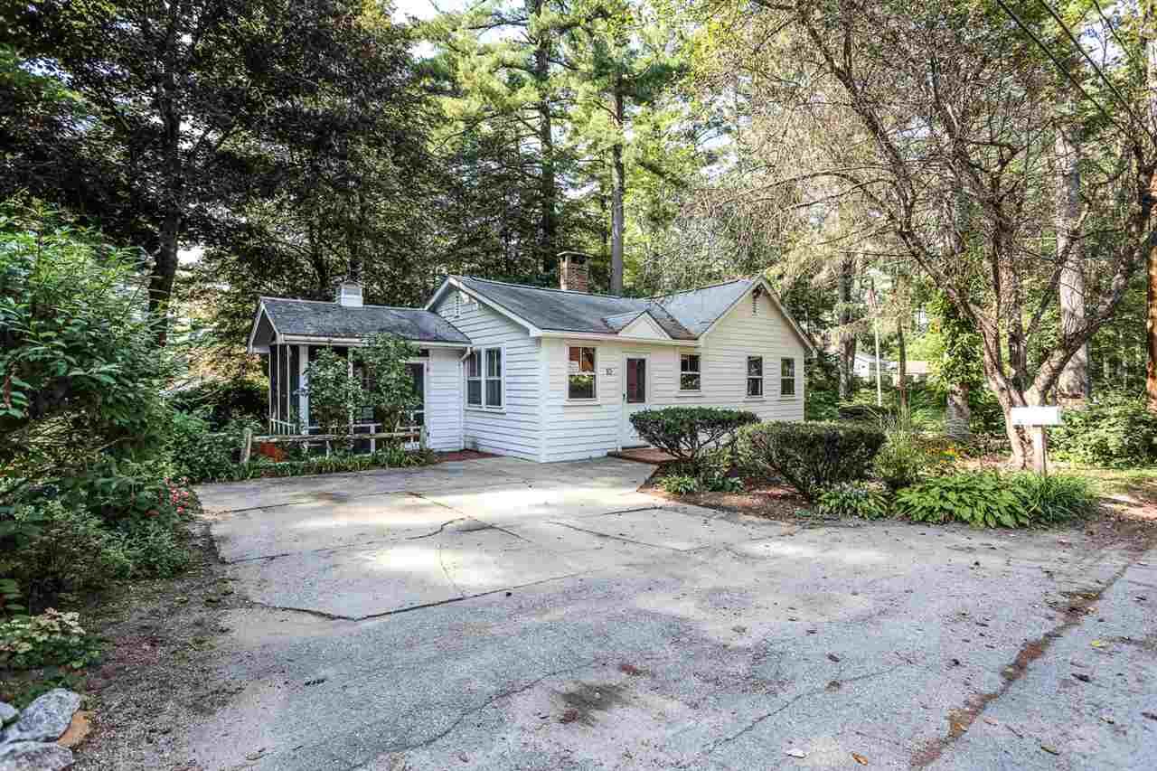 Property Photo:  10 Shore Drive  NH 03054 
