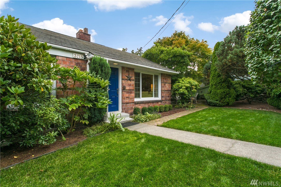 Property Photo: 3715 SW Charlestown Street WA 98126