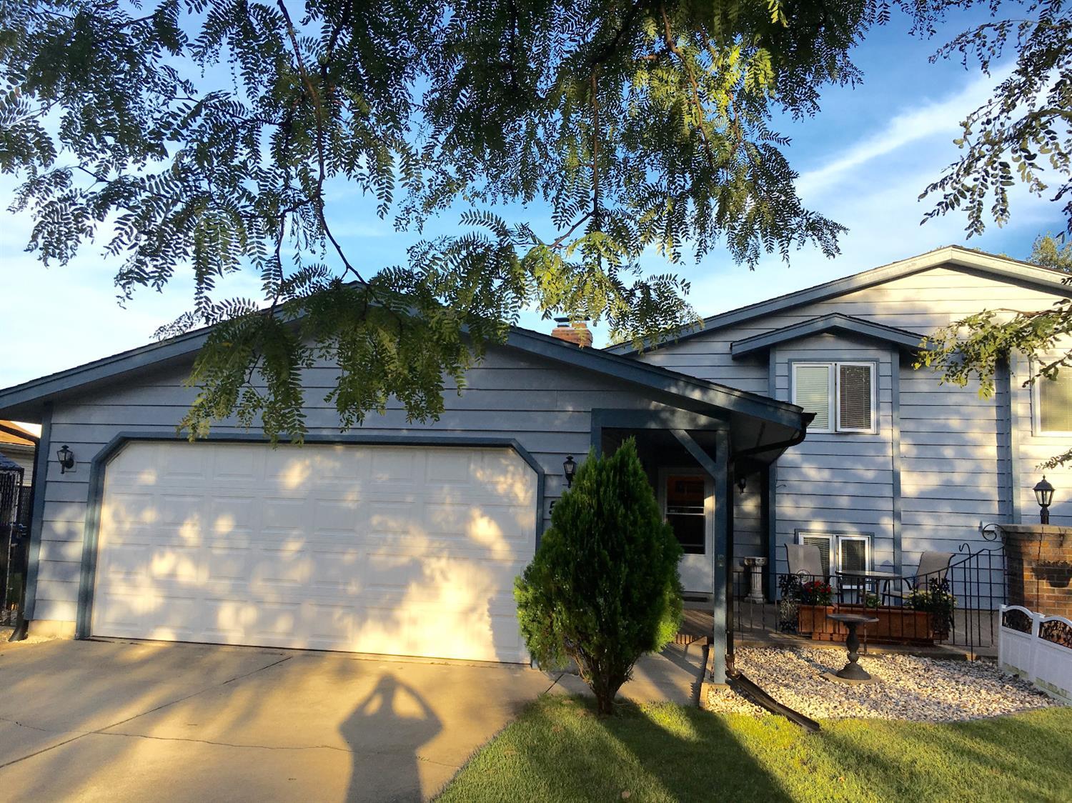 Property Photo: 515 Spivak Drive IN 46375