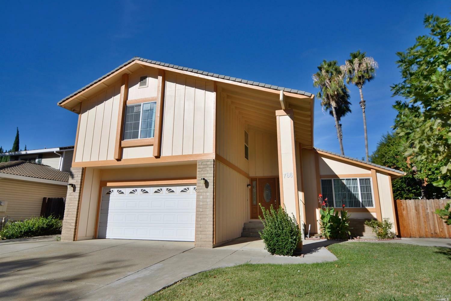 Property Photo: 766 Tulare Drive CA 95687