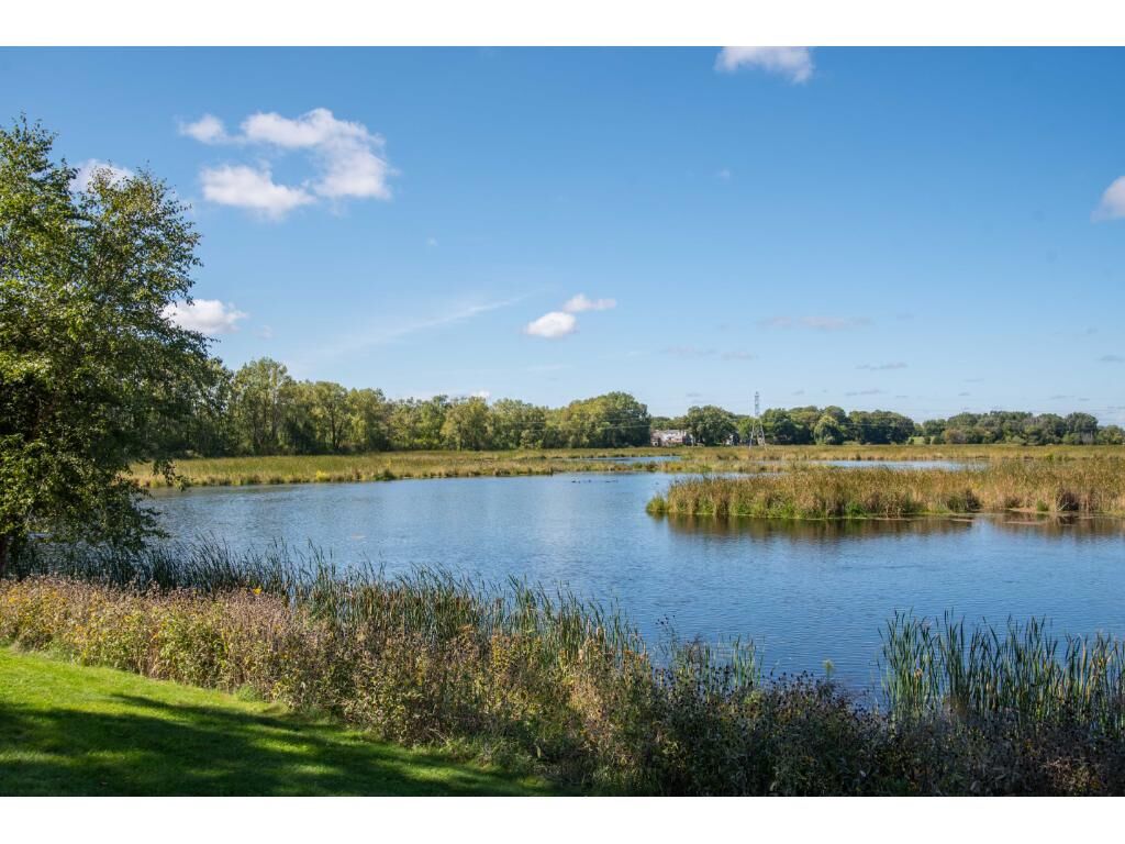 Property Photo:  4370 Brookside Court 312  MN 55436 