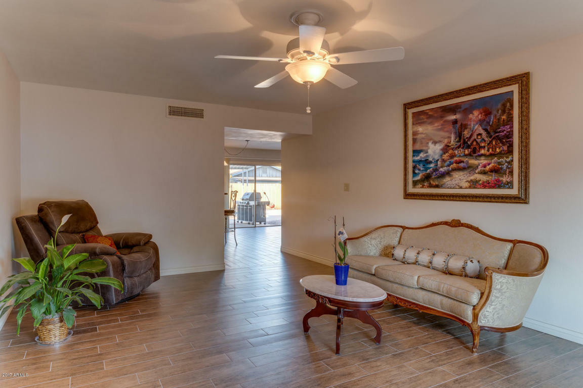 Property Photo:  1626 E Broadmor Drive  AZ 85282 