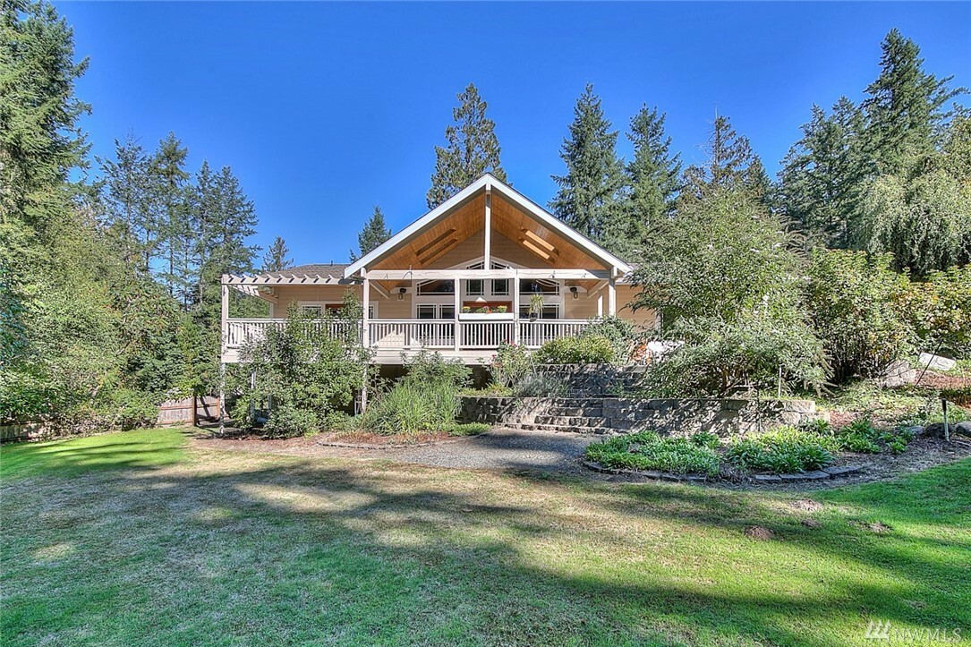 Property Photo: 7117 56th Av Ct NW WA 98335