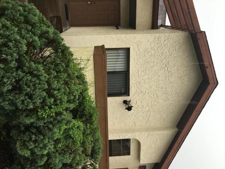 Property Photo:  300 SW Colesbury Avenue  FL 34953 