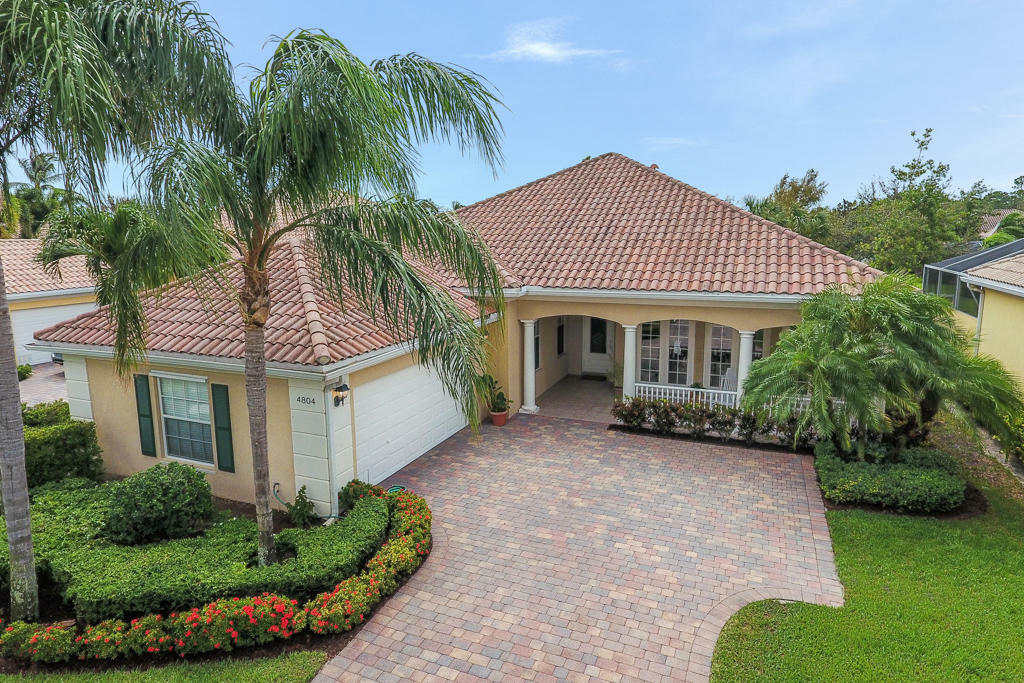 Property Photo:  4804 Eugenia Drive  FL 33418 