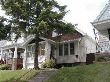 Property Photo:  