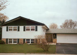 Property Photo:  520 Scenic Dr  WI 53090 