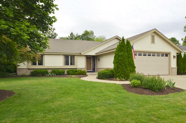 Property Photo: W213n16471 Glen Brooke Dr WI 53037