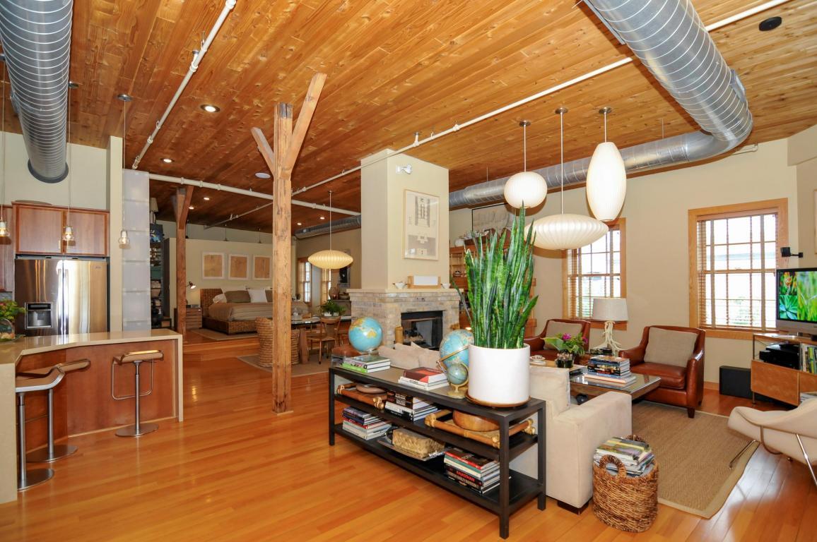 Property Photo:  418 N 3rd St 500  WI 53203-3014 