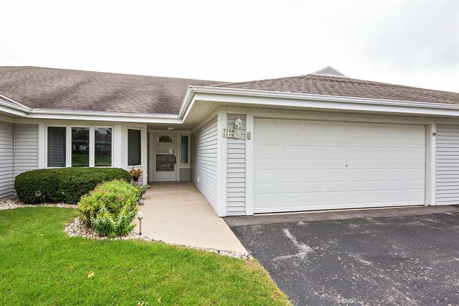 Property Photo:  7204 W Mequon Square Dr  WI 53092-8526 