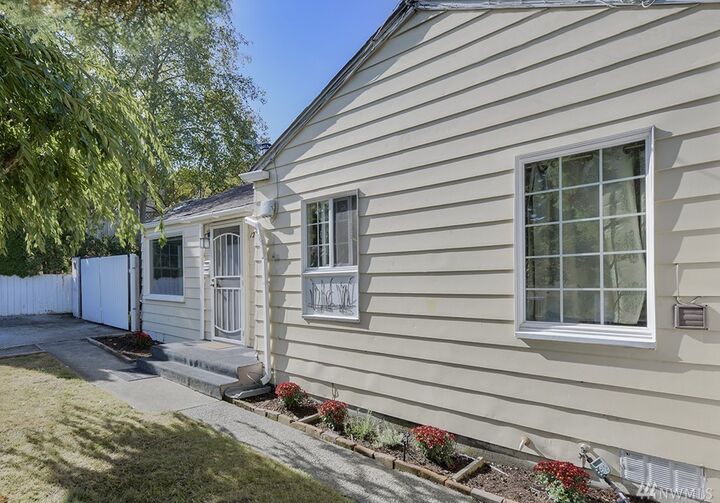 Property Photo:  12031 70th Place S  WA 98178 