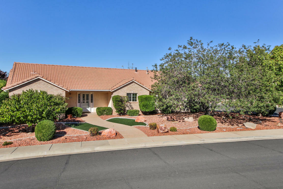 Property Photo:  963 N Graham Manor  UT 84780 