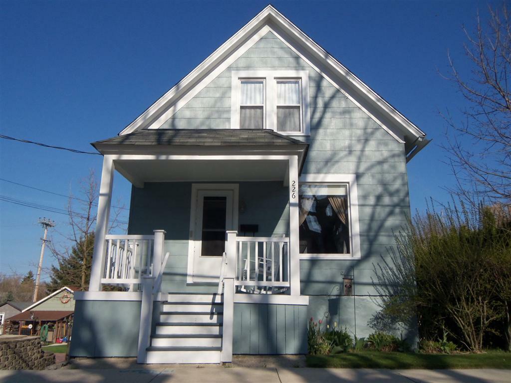 Property Photo: 226 S Division St WI 53074