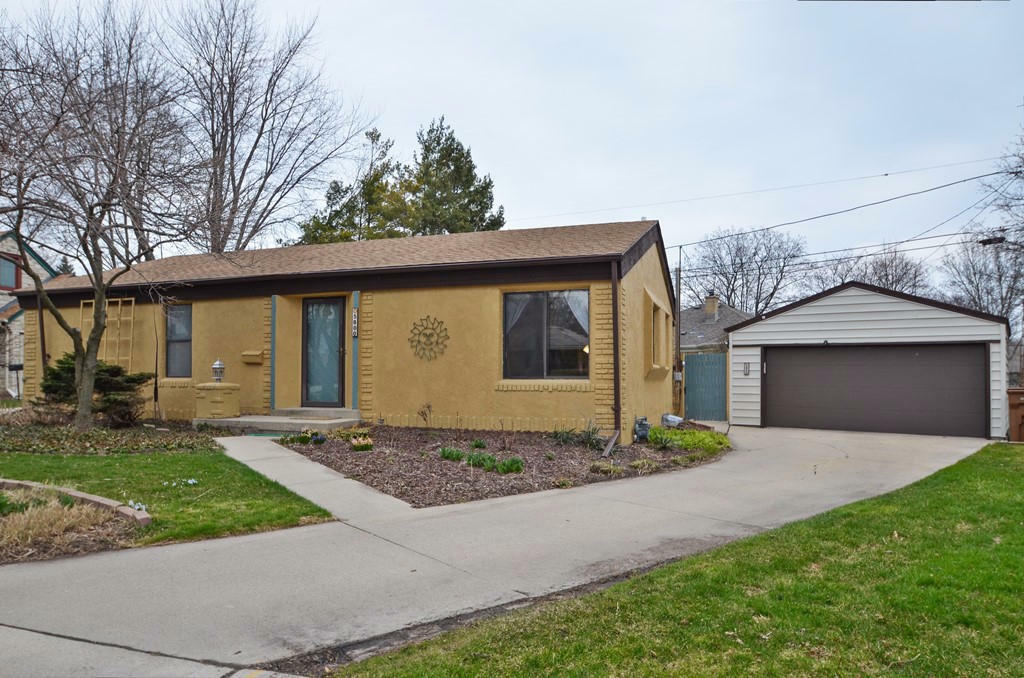 Property Photo:  5800 N Ames Ter  WI 53209 