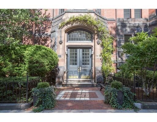 Property Photo:  191 Commonwealth Ave 61  MA 02116 