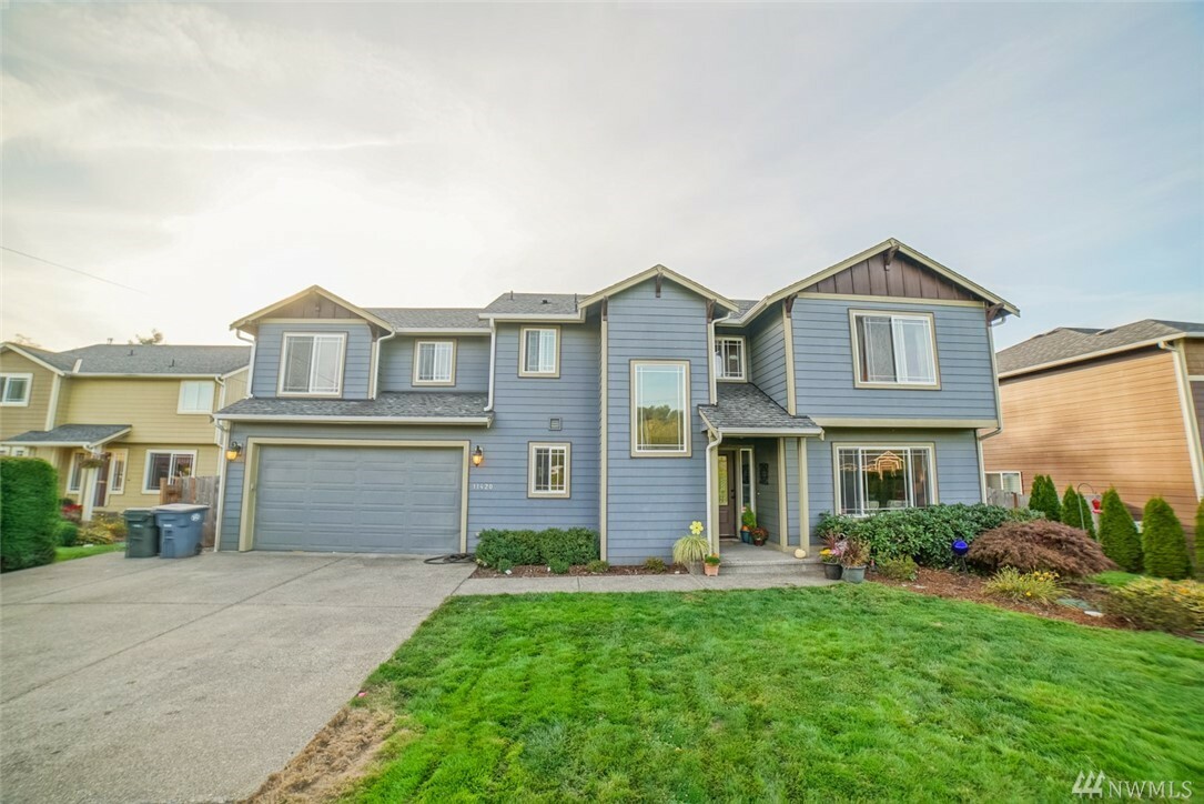 Property Photo: 11420 Waller Rd E WA 98446