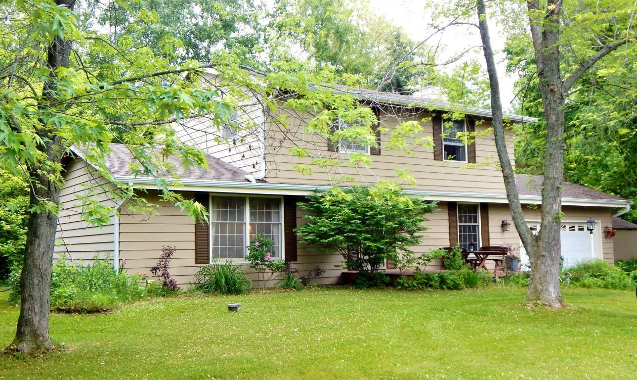 Property Photo:  470 Timbercrest Ct  WI 53012 