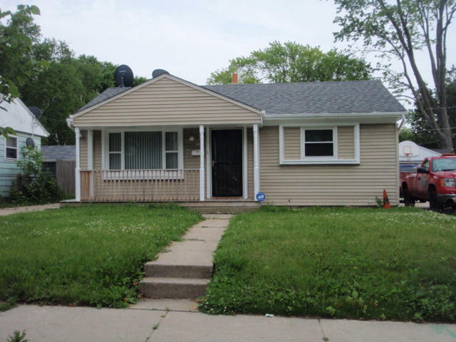 Property Photo:  5709 W Custer Ave  WI 53218-3238 