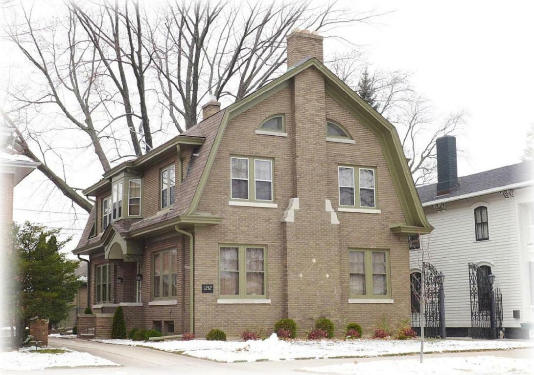 Property Photo: 1232 Main St WI 53403