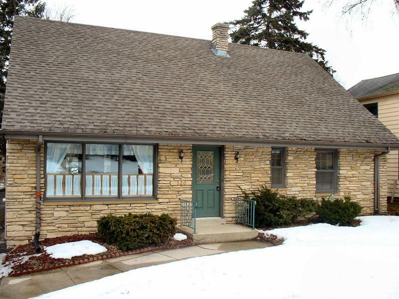 Property Photo:  520 Congress St  WI 53090 