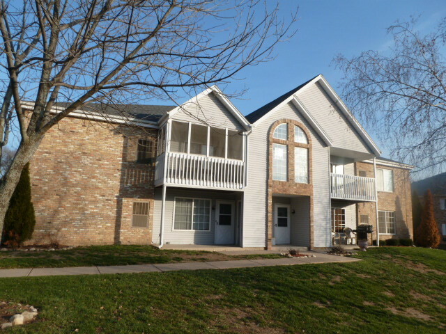 Property Photo: 1828 Division St 3 WI 53120