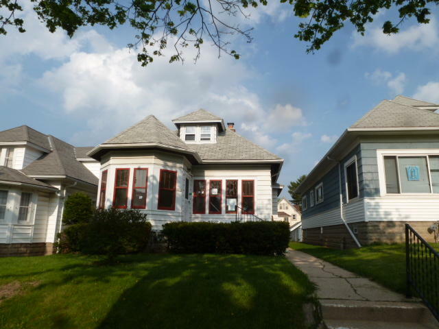 Property Photo: 3312 S 14th St WI 53215
