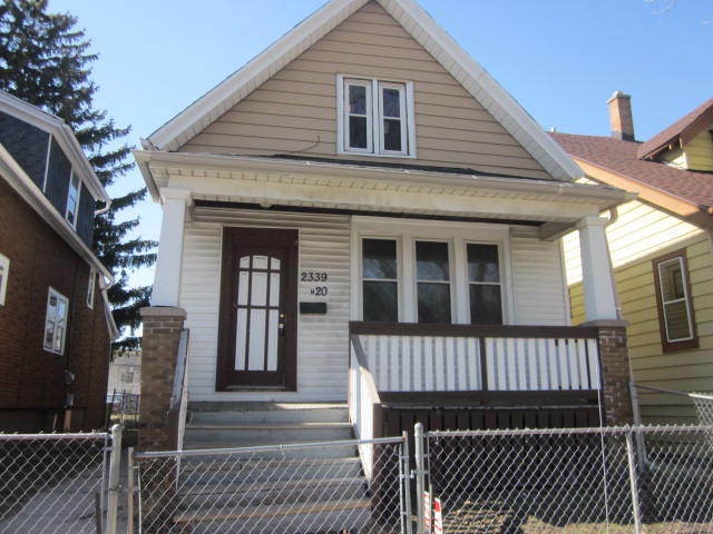 Property Photo:  2339 N 20th St  WI 53206-1550 