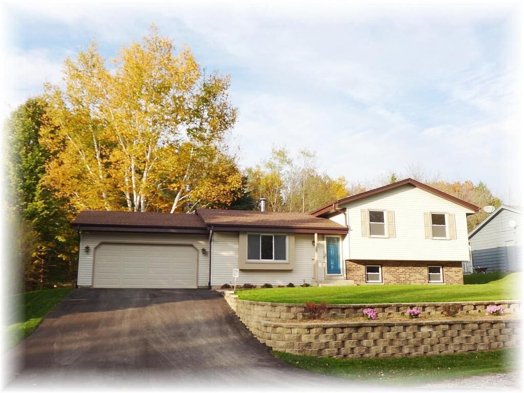 Property Photo: 3620 River Bend Dr WI 53404
