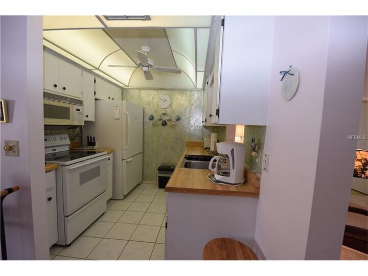 Property Photo: 436 Circlewood Drive J-5 FL 34293