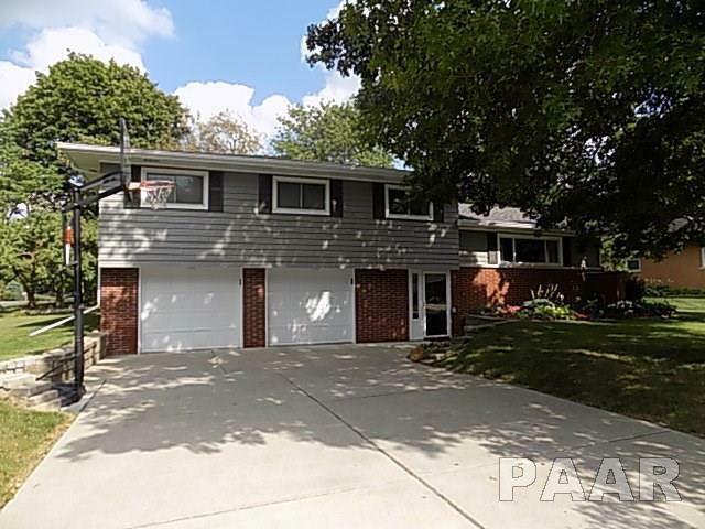 Property Photo:  6216 N Knoll Aire  IL 61614 