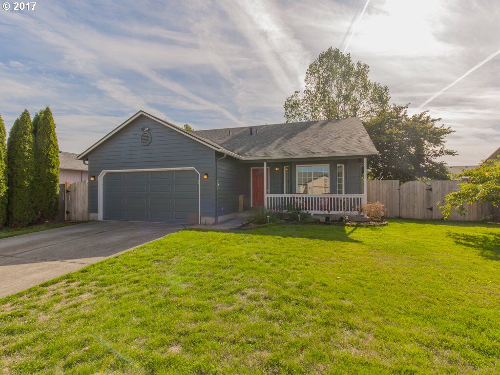 Property Photo:  15509 NE 90th St  WA 98682 