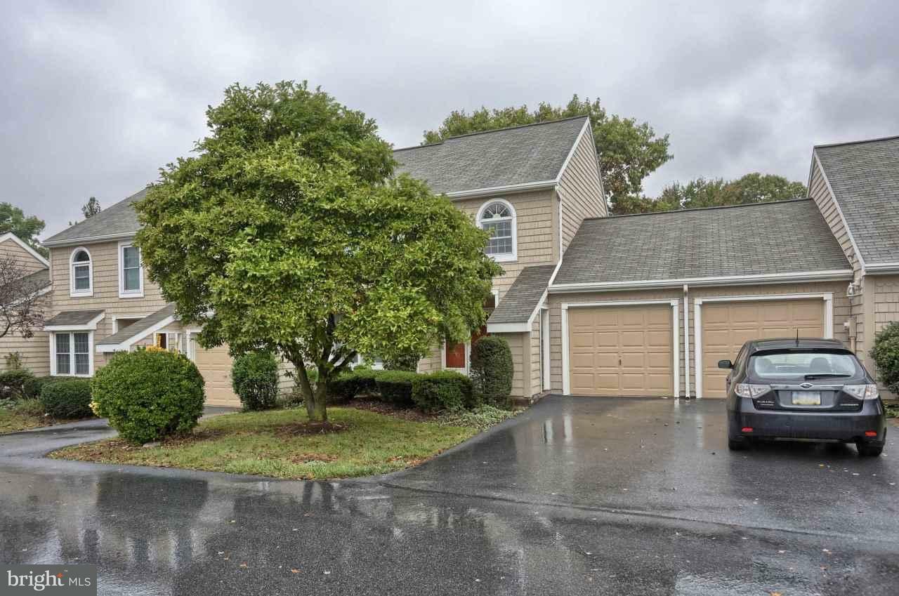 Property Photo:  202 Crescent Drive  PA 17033 